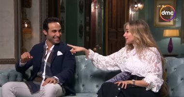 هنا الزاهد تحكى كيف وقعت فى حب أحمد فهمى بـ"صاحبة السعادة".. فيديو