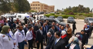 محافظ البحيرة ورئيس جامعة دمنهور يفتتحان معهد البحوث البيئية