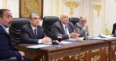 "اقتراحات البرلمان" توصى بسرعة تنفيذ مشروعات المياه والصرف المتعثرة