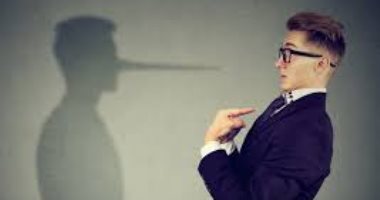 حلو وكداب.. لو حبيبك بيكذب كتير هنقولك تتعاملى معاه إزاي