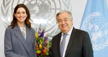 الفنانة آن هاثواى تلتقى الأمين العام للأمم المتحدة.. اعرف التفاصيل