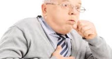 هتعمل ايه لو احد اتخنق وأنت معاه؟... تعرف على الإسعافات الأولية للاختناق