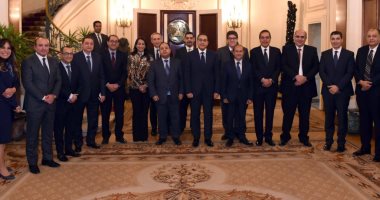 رئيس الوزراء يلتقى رؤساء المجالس التصديرية لإقرار استراتيجية تحفيز الصادرات