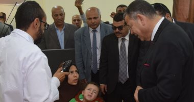 محافظ بنى سويف يطلق إشارة البدء للمبادرة الرئاسية "نور حياة"  