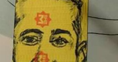 ساب هندسة وقرر يبقى رسام كاريكاتير.. رسومات محمد وصلت فرنسا 