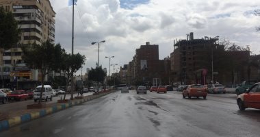 صور .. سقوط أمطار  على الإسماعيلية