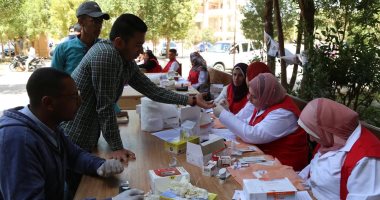 محافظ قنا: مبادرة 100 مليون صحة بجامعة جنوب الوادى تستهدف 45 ألف طالب وطالبة