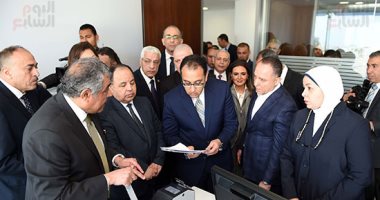 الحكومة تقلص إجراءات الإفراج الجمركى من 24 خطوة لـ3 وتقليل الزمن لـ3 أيام