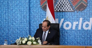 السيسى للشاب العربى والإفريقى: هنفتقدكم ولكن سنلتقى كثيراً 