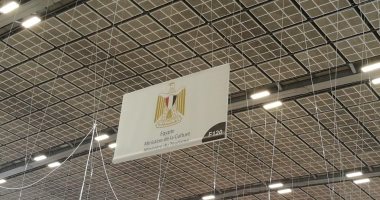 اهتمام فرنسى وعربى بالجناح المصرى فى معرض باريس الدولى للكتاب 