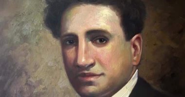 هل كانت أغانى سيد درويش مرتبطة بعلاقاته الغرامية؟..عباس محمود العقاد يوضح