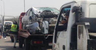 إصابة 4 اشخاص إثر حادث تصادم سيارة ملاكى ونقل فى كرداسة 
