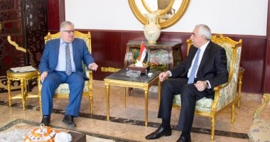 سفير العراق يستقبل مسئول مكتب الحزب الديمقراطى الكردستانى بالقاهرة