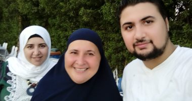 صور.. الأم المثالية بالغربية: توفى زوجى منذ 27 عاما وكافحت لتربية أبنائى