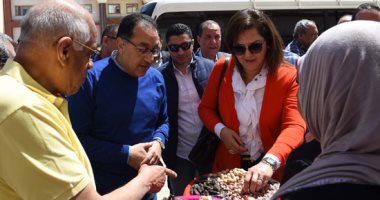 بعد وضع حجر الأساس.. كل المعلومات عن محور دراو الجديد للقضاء على التكدس بأسوان 