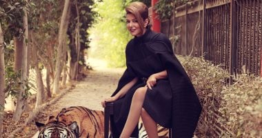 هى تقصد ايه بالقلبين السود؟.. سميرة سعيد تعيد نشر صورتها مع "نمر فوتوشوب"