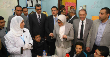 وزيرة الصحة تؤكد تطعيم 16 مليون طفل ضد شلل الأطفال الشهر الماضى