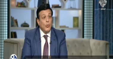 محامي يوضح الموقف القانوني لموظفة بعد صدور قرار بنقلها لارتدائها النقاب