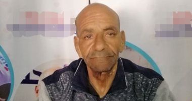 فريق التدخل السريع فى وزارة التضامن ينقذ مسن طردته أسرته بالشرقية
