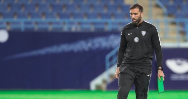 الوحدة يتعاقد مع مدرب الهلال السابق خلفا لميدو
