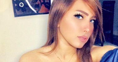 نفس الشئ ولكنكم تحبون المشاهير.. ايه شبه ساره سلامه : ناس كتير بتقولى كده