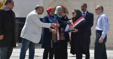 "القومى لثقافة الطفل" يكرم أمهات شهداء رجال القوات المسلحة