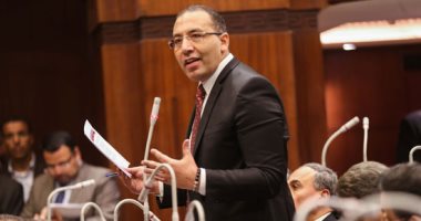 خالد صلاح يطالب بفتح باب تعديلات الدستور لمواد أخرى ويرحب بمواد مجلس الدولة