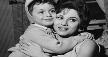 الأم فى السينما المصرية حنونة قوية مضحية وأحياناً متسلطة