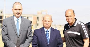 هشام يكن يجتمع بالجهاز الفنى لايرو سبورت ويواصل اختبار اللاعبين