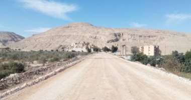 محافظ أسيوط: إنهاء تمهيد الطرق بمركز الغنايم استعدادًا لرصفها