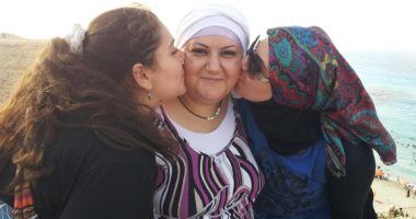 عيد على ست الحبايب.. "فاطمة" لوالدتها "هالة": أنتى الحب والحنان الدائم