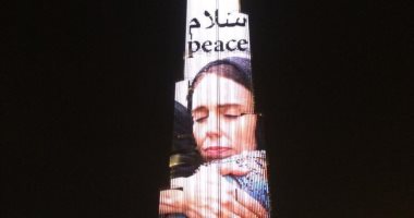 برج خليفة يتزين بصورة رئيسة وزراء نيوزيلندا.. وبن راشد: شكرا جاسيندا آردرن