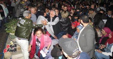 أشرف زكى نقيبا للمهن التمثيلية.. وفوز نهال عنبر وسامى مغاورى وعفاف رشاد