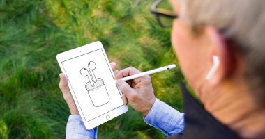 أبل تكشف عن الجيل الجديد من AirPods