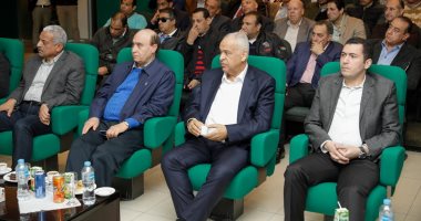 صور.. زيارة لجنة الصناعة بالبرلمان لمصانع بالمنطقة الاقتصادية لقناة السويس