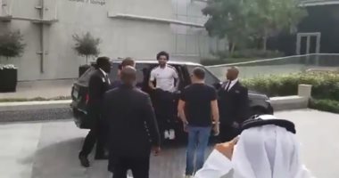 شاهد.. استقبال حافل لـ محمد صلاح فى دبى