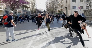 وزير داخلية فرنسا يحذر من أعمال عنف شديدة خلال تظاهرات السترات الصفراء غدا