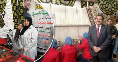 تحت شعار "صنع فى الأسمرات".. "سبح وملابس وسجاد يدوى" من إنتاج الأهالى .. توفير 1400 فرصة عمل لسكان الحى وتنظيم معارض لتسويق منتجاتهم وتصديرها للخارج.. ورئيس الحى: استغلال البدرومات لتشغيل السيدات.. صور