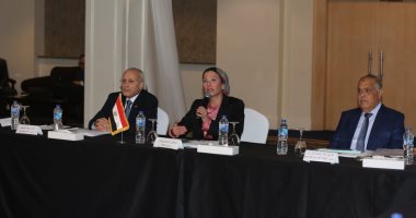 وزيرة البيئة: نجحنا فى التعامل مع 98% من قش الأرز  بعد جمعه