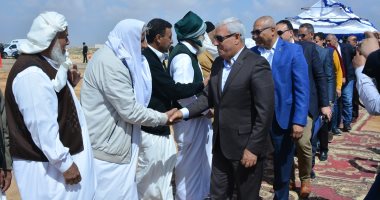محافظ مطروح ومدير الأمن صلح بين عائلتين من قبيلة المحافيظ