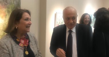 سفراء وسياسيون فى افتتاح معرض الفنانة نازلى مدكور بالزمالك.. صور