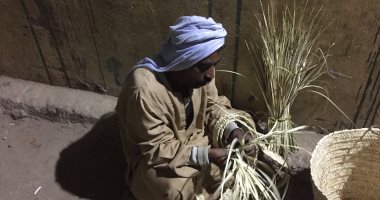 صور.. "المقاطف والعلايق" مهنة تبحث عن العودة للحياة بعد انقراضها