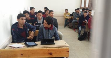 تشغيل منصة امتحان أولى ثانوى الإلكترونى..والتعليم:2.1مليون طالب عطلوا التحميل