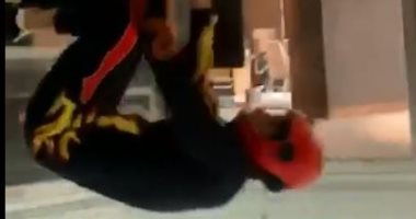 الطيران الحر.. ولى عهد دبى يخوض مغامرة جوية جديدة ..فيديو وصور