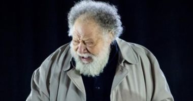 صور.. كواليس بروفات مسرحية "الملك لير" لـ يحيى الفخرانى