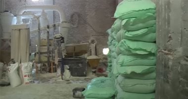 ضبط 6 أطنان و250 كيلو قمح محلى مخلوط بالأعلاف الحيوانية بمدشة فى الشرقية