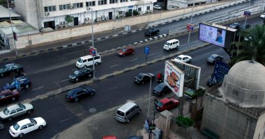 المرور: سقوط أمطار خفيفة على الطرق لم تؤثر على حركة السيارات 