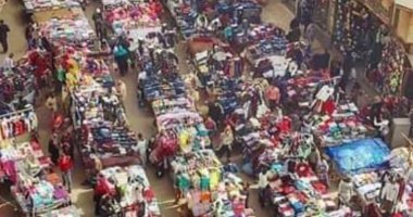 عايزيين ننام فى هدوء.. شكوى سكان شارع 10 فى عين شمس بسبب الباعة الجائلين