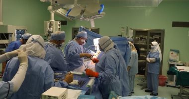 نجاح زراعة كبد لفتاة بمستشفى جامعة أسيوط يجريها أطباء المستشفى لأول مرة  
