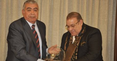 صور.. المنتدى المصرى للإعلام يكرم د. حسن راتب فى الأمسية الثقافية "الكلمة أمانة"